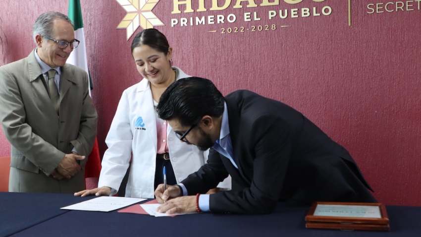 Secretaría de Salud entrega licencias sanitarias a hospitales de IMSS-Bienestar en Hidalgo