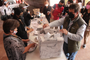 Julio Menchaca se perfila como el ganador de la elección, según encuestas de salida.