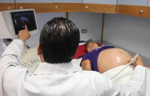 Recomienda SSH acudir de manera oportuna y periódica a consultas de atención prenatal 
