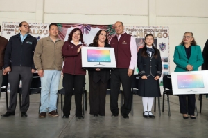 Llegan más de 700 mil pesos en apoyos educativos al Altiplano