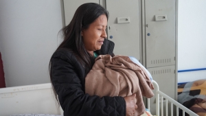 DIF Hidalgo brinda atención integral a matrimonio damnificado; vivieron el alumbramiento de su hijo