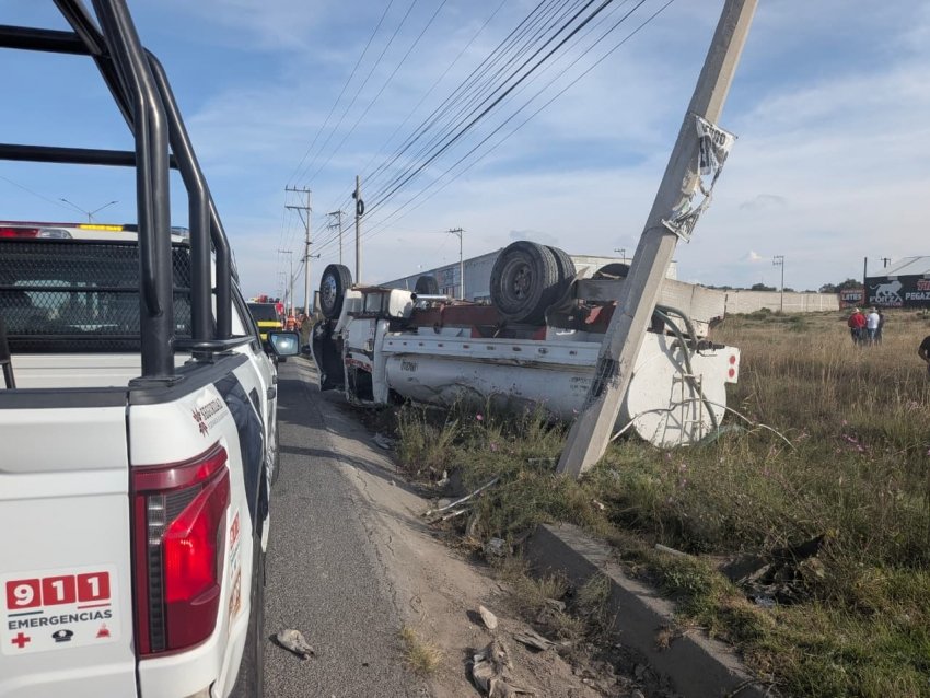 Pipa se vuelca en Santa Catarina