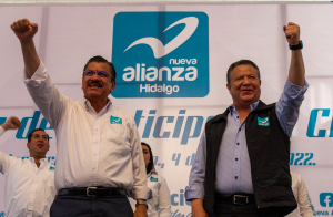 Julio Menchaca firma acuerdos a favor de la educación en Hidalgo