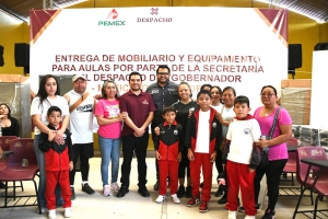 Alianza entre el Despacho del Gobernador y Pemex beneficia a 10 primarias de Actopan