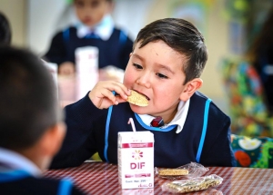 DIF Hidalgo fortalece la nutrición escolar con más de 10 millones de raciones este ciclo.