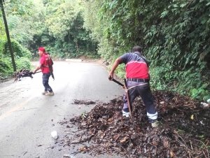 Lluvias y derrumbes azotan el norte del estado