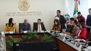 EL SENADOR JULIO MENCHACA PARTICIPA EN REUNIÓN DE COMISIONES DE GOBERNACIÓN DERECHOS HUMANOS Y JUSTICIA