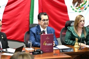 Congreso recibe Cuarto Informe de Gobierno