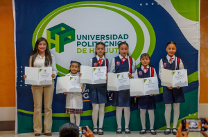 UPH promueve participación de niñas y mujeres en la ciencia