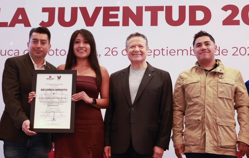 Julio Menchaca reconoce labor de las juventudes hidalguenses