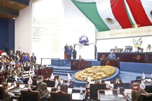 Celebran Sesión Ordinaria del 10&deg; Parlamento Infantil