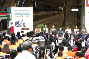 Julio Menchaca acompa&ntilde;a la inauguraci&oacute;n del tren Buenavista&ndash;AIFA