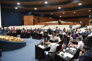 Avala Congreso de Hidalgo que Mujeres embarazadas, en etapa de maternidad o lactancia no sean discriminadas en Centros Laborables