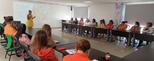 Imparte IHE pl&aacute;tica sobre derechos de las infancias