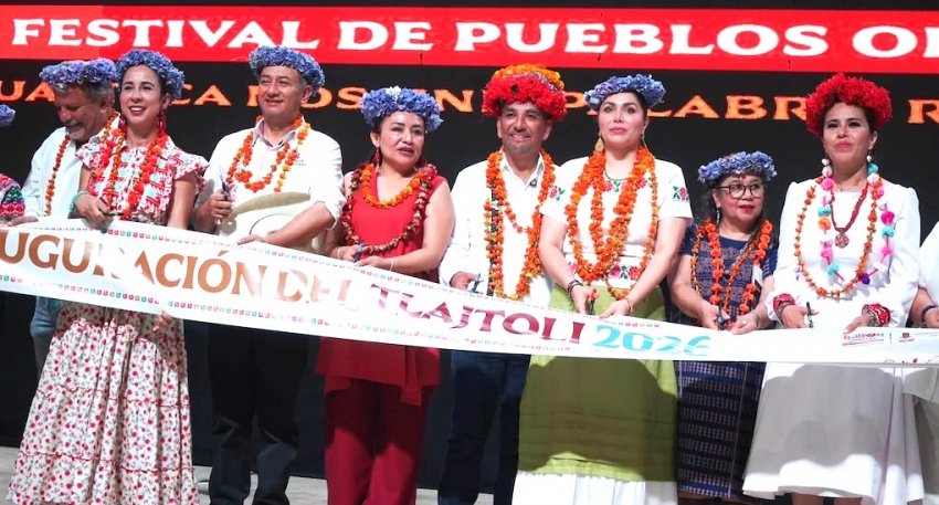 Reconocen a gobierno de Huejutla como precursor del "Tlajtoli"