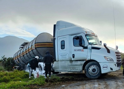 SSPH asegura pipa con 29 mil litros de hidrocarburo