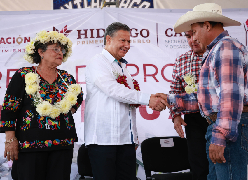    Julio Menchaca reafirma: el dinero público es para mejorar la calidad de vida del pueblo