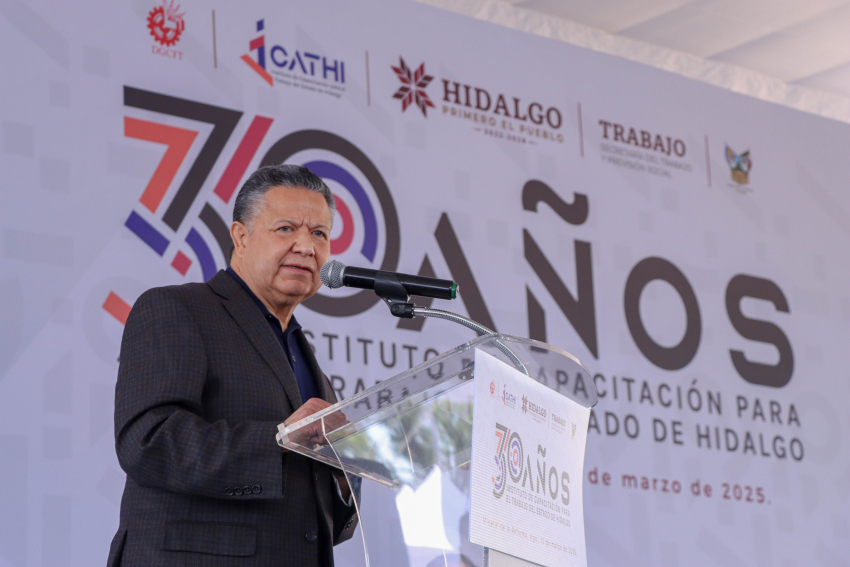 Celebra Julio Menchaca el 30 aniversario del ICATHI