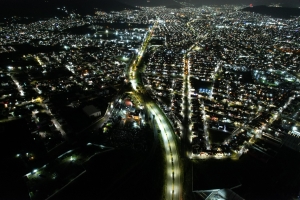 Con 563 luminarias y 20.9 km de cableado, interviene Pachuca el alumbrado en Bulevar Minero y Fraccionamiento Real de la Plata