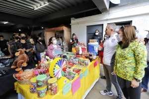 Paseo dominical en Avenida Revoluci&oacute;n
