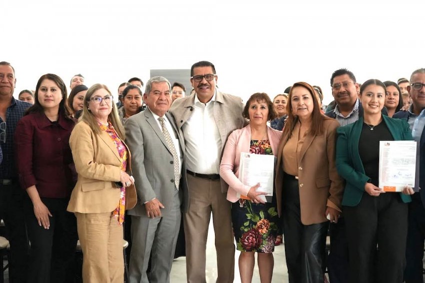 Sección 15 del SNTE entrega propuestas sindicales a docentes de distintos niveles educativos