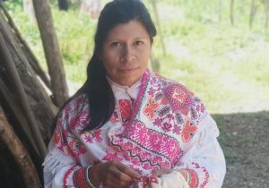 Artesana de Acaxochitl&aacute;n gana tercer lugar en Arte Popular
