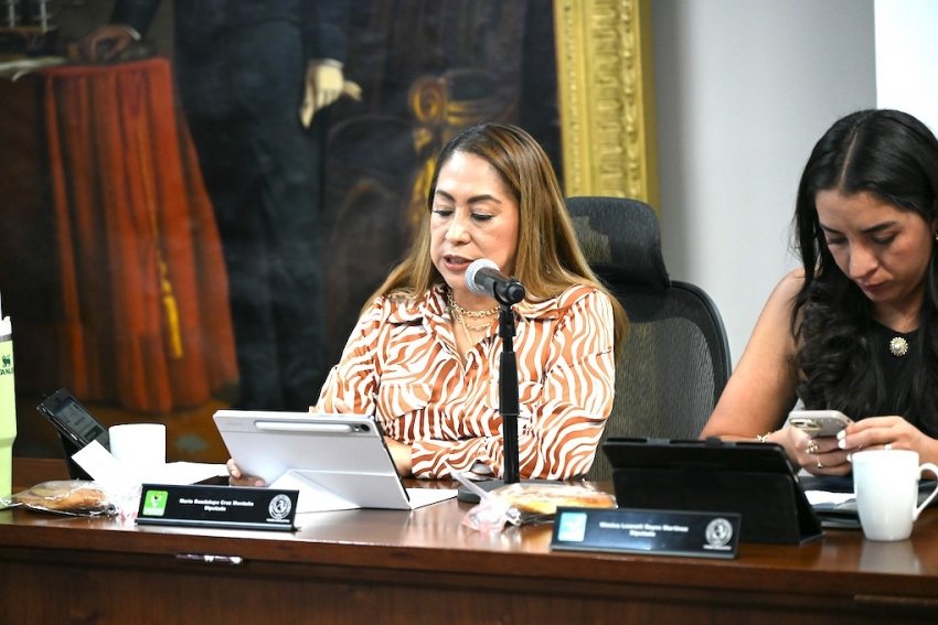 Congreso exhorta a fortalecer la atención gerontológica
