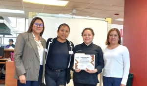 Estudiantes de UTVM fortalecen su francés con degustación gastronómica