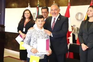 UPT env&iacute;a a 21 estudiantes a movilidad nacional e internacional