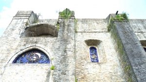 Protecci&oacute;n Civil realiza labores de mantenimiento en la catedral de Cristo Rey