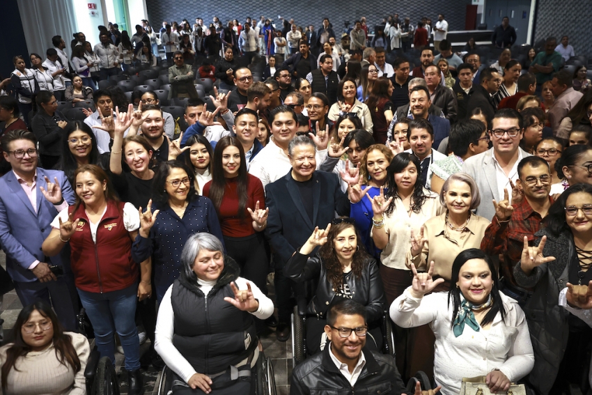 Julio Menchaca promueve un Hidalgo incluyente