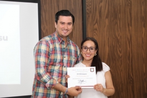Capacita UTHH a su personal en comunicaci&oacute;n asertiva