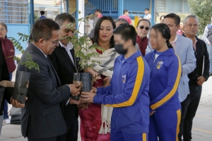 Arranca en Pachuca el programa “Regresa a clases con un árbol” para fortalecer la educación ambiental