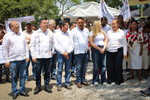 Inicia rehabilitación del tramo carretero Huejutla - Tempoal