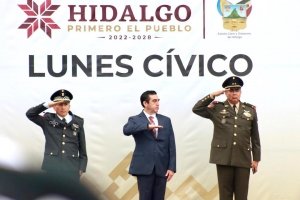 Saderh fortalece valores c&iacute;vicos con ceremonia