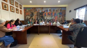 Piden la destitución de tres funcionarias municipales