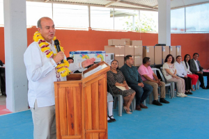 Entrega SEPH &nbsp;infraestructura educativa en la Sierra Gorda