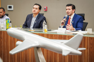 Tello Vargas destaca ventajas&nbsp;del AIFA para econom&iacute;a estatal