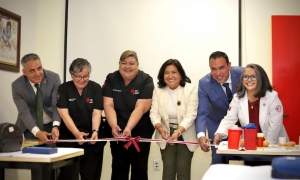 Con apertura de nuevas &aacute;reas, celebran 75 a&ntilde;os del Hospital del Ni&ntilde;o DIF Hidalgo  &nbsp;