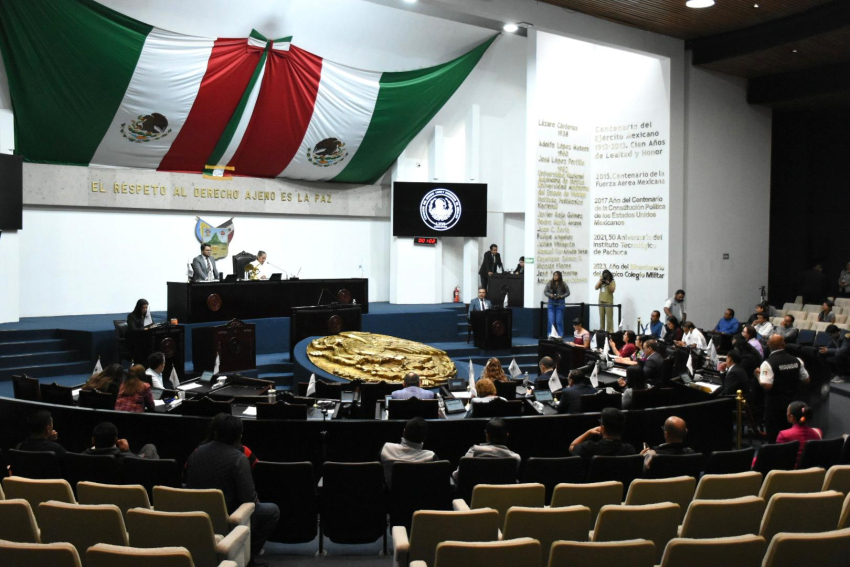 Congreso de Hidalgo recibe solicitud de licencia por tiempo indefinido