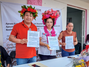 Formalizan Huautla y Xochiatipan proyectos de atenci&oacute;n a mujeres&nbsp;&nbsp;