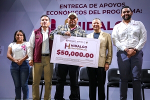 Entregan apoyos económicos a  negocios  afectados por Priscila