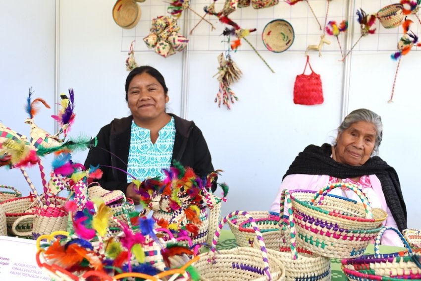 Sebiso gestionó 20 espacios para personas artesanas en la Feria de San Agustín Metzquititlán 2026