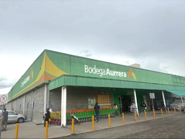 Roban bodega Aurrer&aacute; en Zempoala