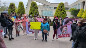 Exigen localizar a joven desaparecida