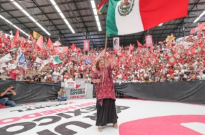 En un hecho Histórico, Xóchitl Gálvez cierra campaña en Tepatepec, su tierra natal