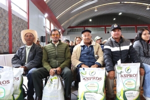Con inversi&oacute;n de 5.6 millones de pesos, Saderh beneficia a m&aacute;s de mil productores de 17 municipios