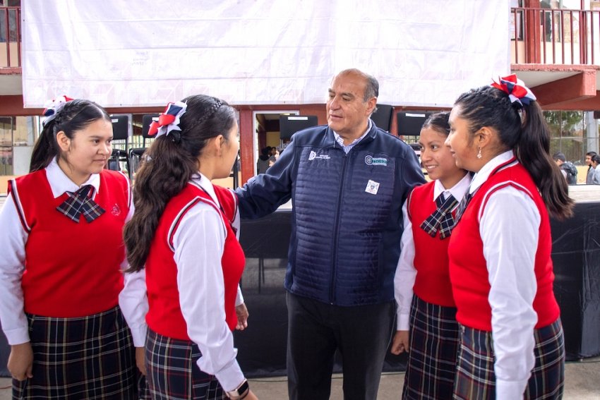 Regresan a clases 569 mil estudiantes en Hidalgo