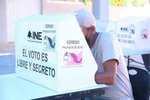 Inicia votaci&oacute;n anticipada en Ceresos de Hidalgo