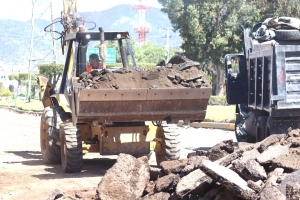 SIPDUS ejecuta trabajos en Avenida Universidad y Bulevar Felipe Ángeles
